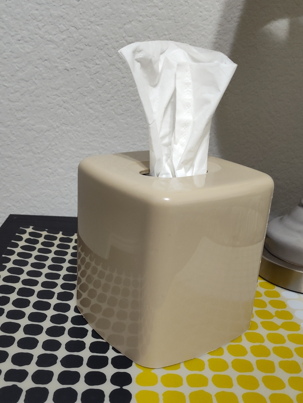♨️3/$10 Bed Bath & Beyond Square Facial Tissue Holder, Beige
